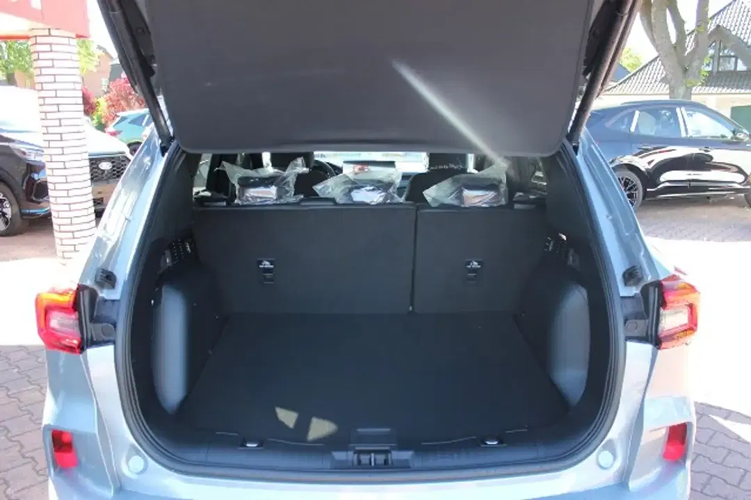 Ford Kuga ST-Line - Thumbnail 7