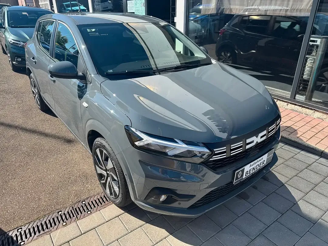 Dacia Sandero TCe Expression - Thumbnail 4