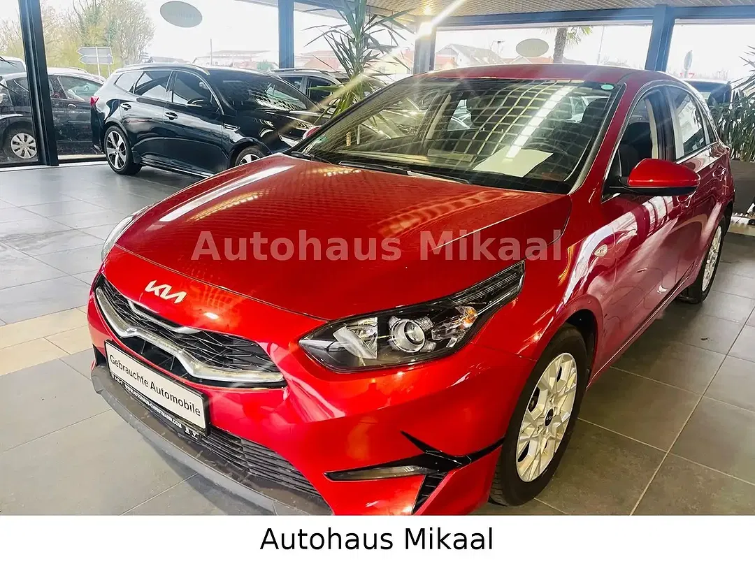 Kia Ceed / cee'd - Thumbnail 3