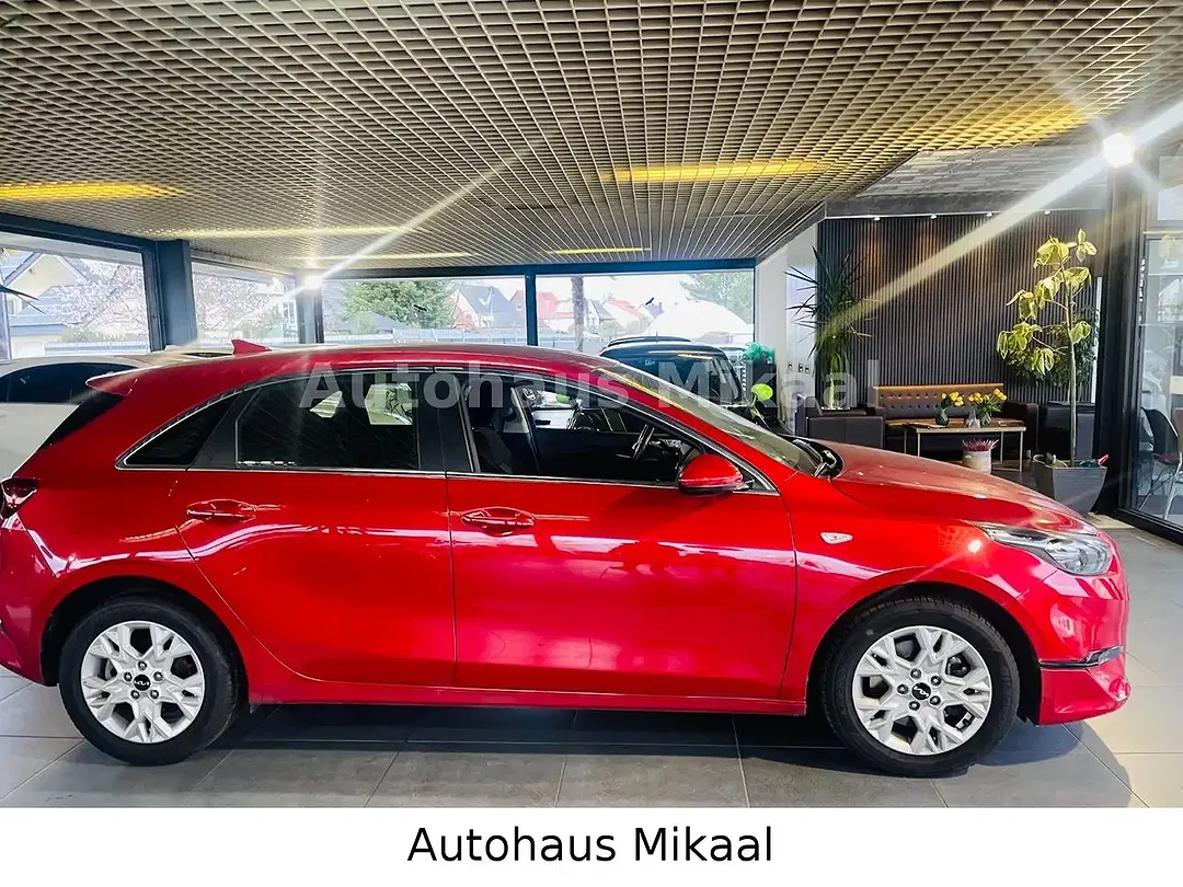 Kia Ceed / cee'd - Thumbnail 6