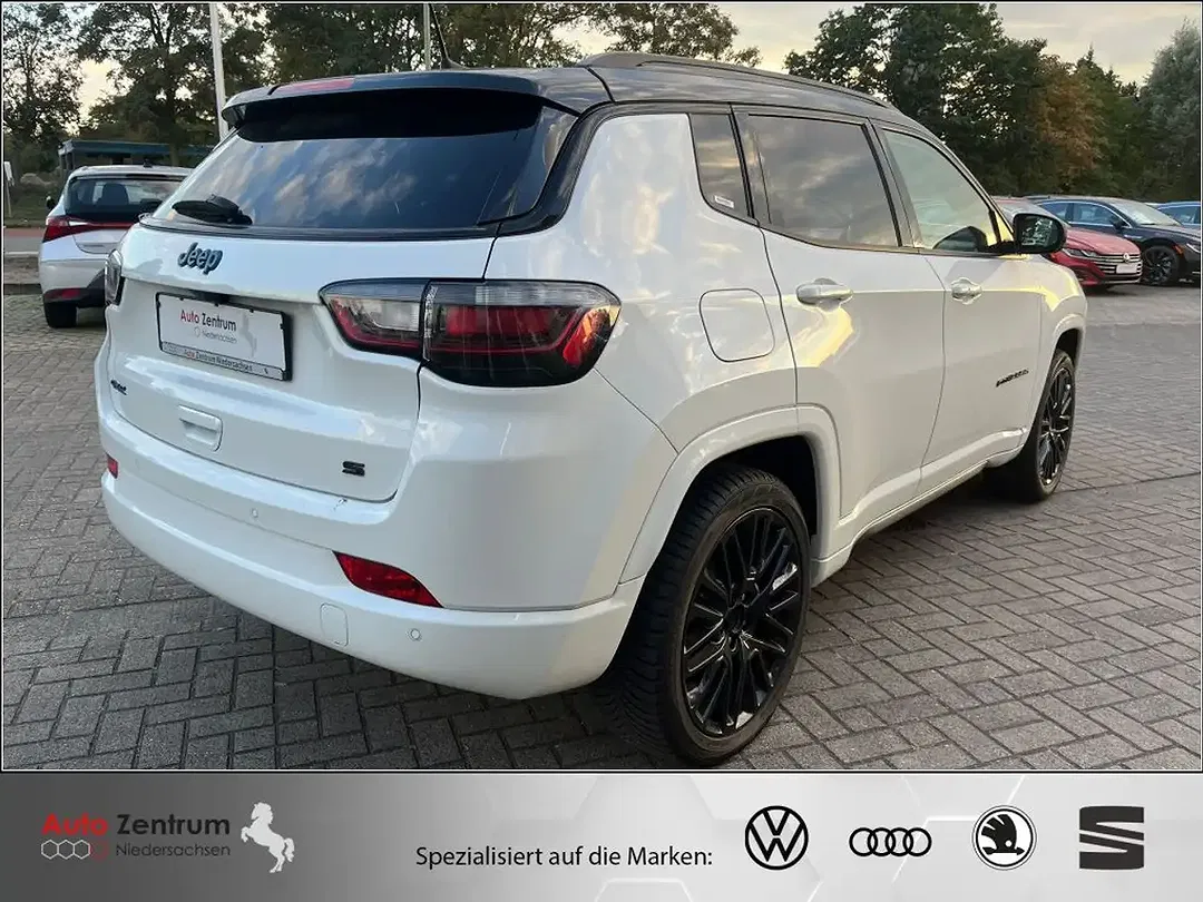 Jeep Compass 1.3 T4 PHEV Hybrid 4xe Limited - Thumbnail 8