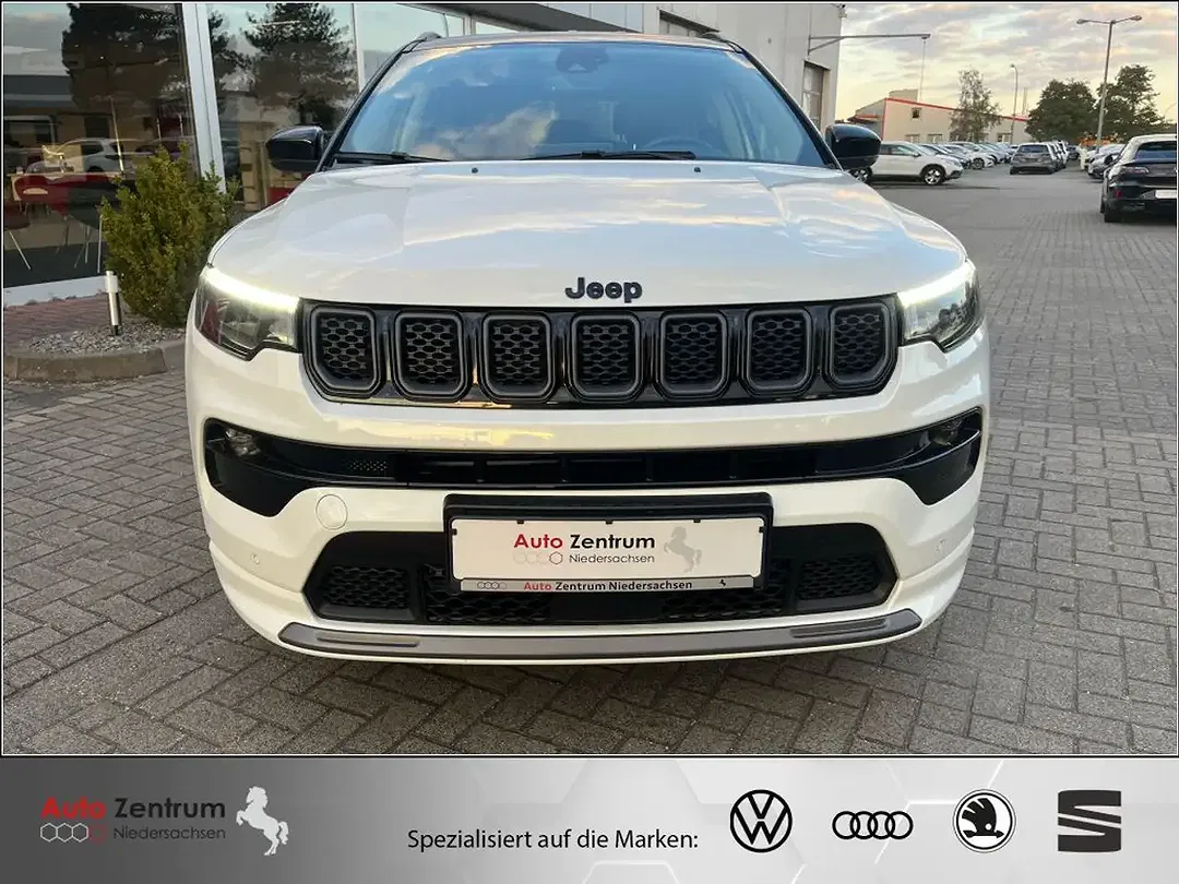 Jeep Compass 1.3 T4 PHEV Hybrid 4xe Limited - Thumbnail 9