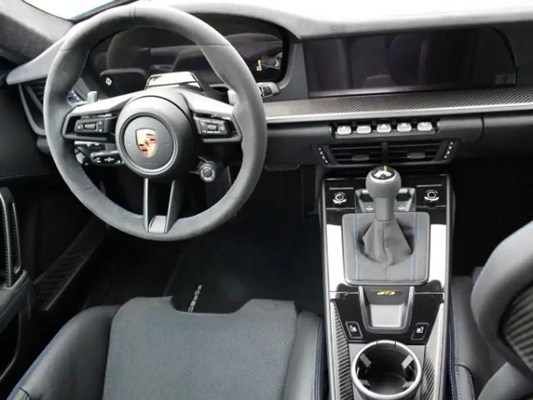 Porsche 992 GT3 - Thumbnail 4