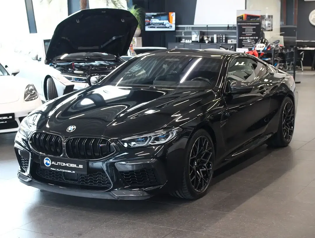 BMW M8 M Competition Coupe - foto 1
