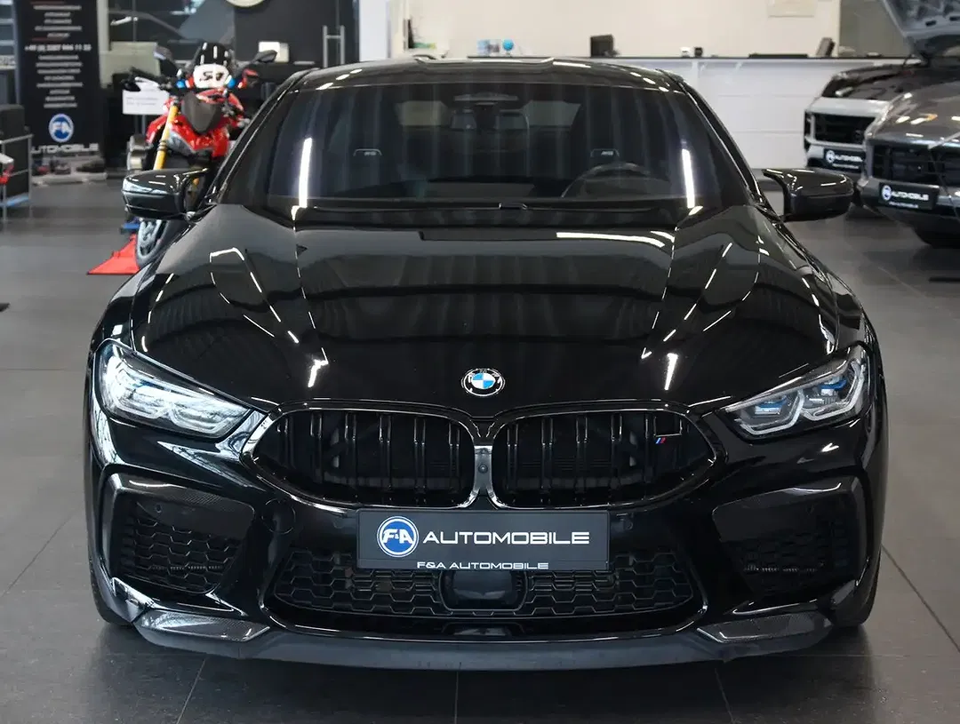 BMW M8 M Competition Coupe - foto 2