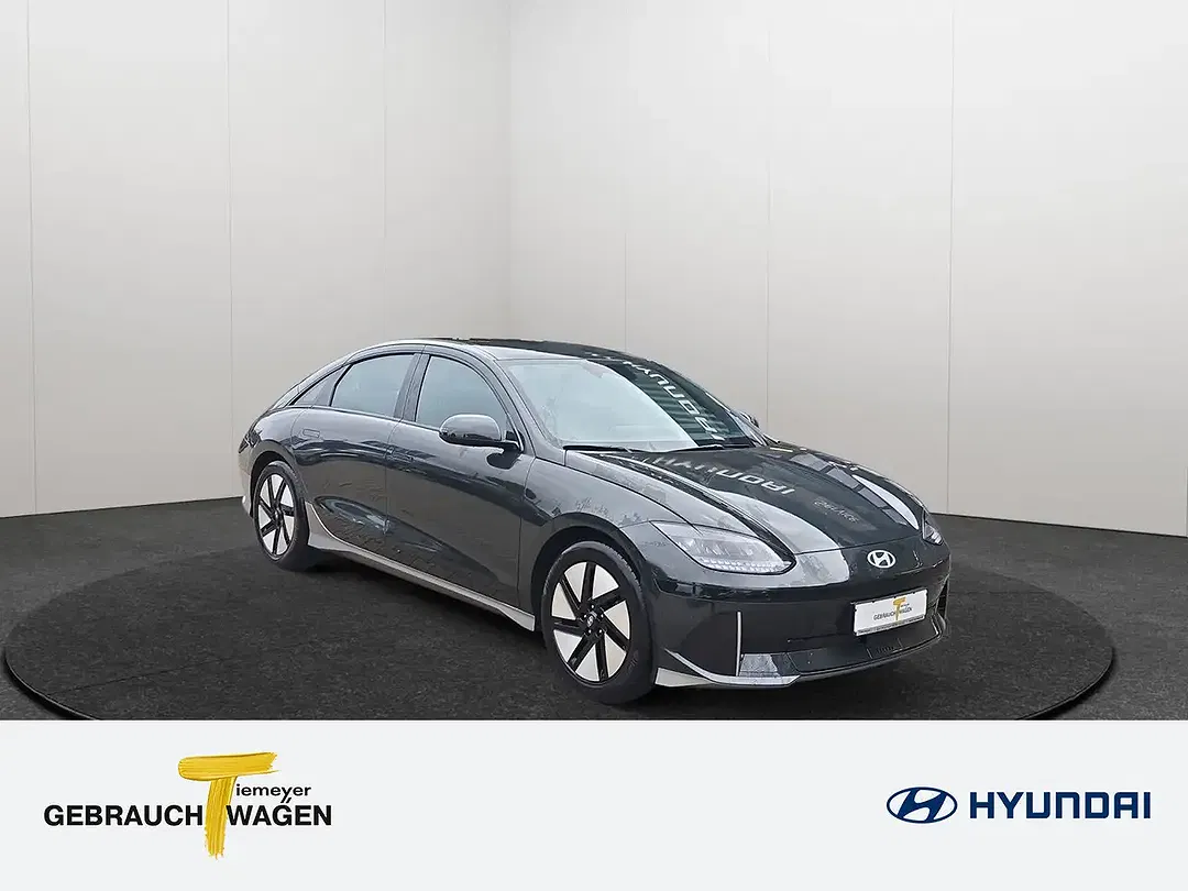 Hyundai IONIQ 6 - Thumbnail 3