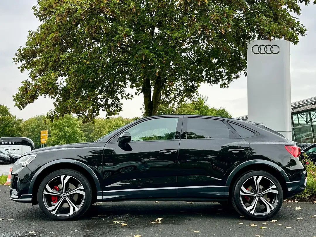 Audi Q3 quattro Matrix LED Sportback - Thumbnail 4