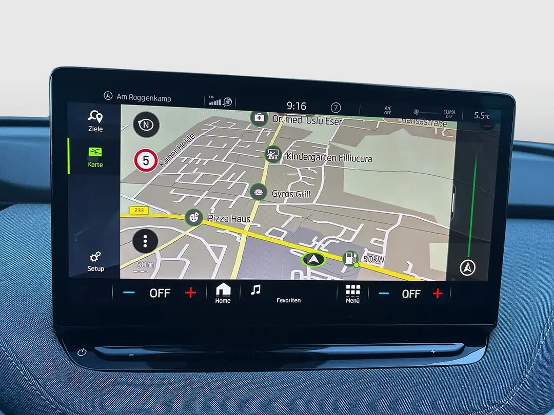 Skoda Enyaq 50 Loft - Thumbnail 11