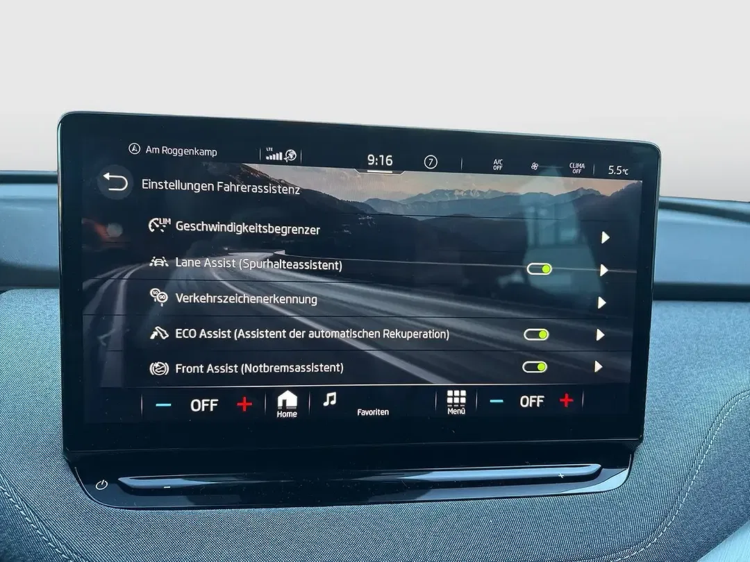 Skoda Enyaq 50 Loft - Thumbnail 13