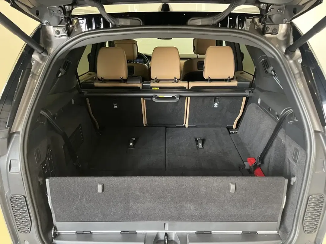 Land Rover Discovery D300 4x4 R-Dynamic HSE - Thumbnail 10