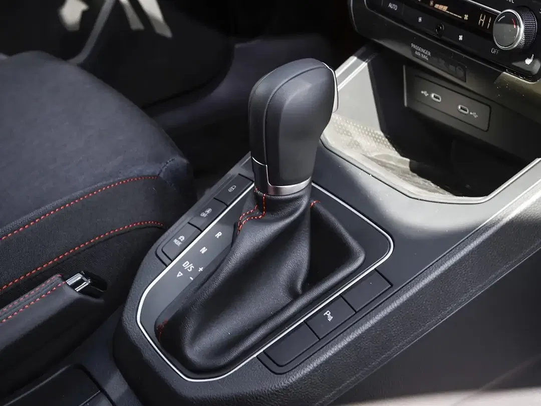 SEAT Ibiza 1.0 TSI FR - Thumbnail 9