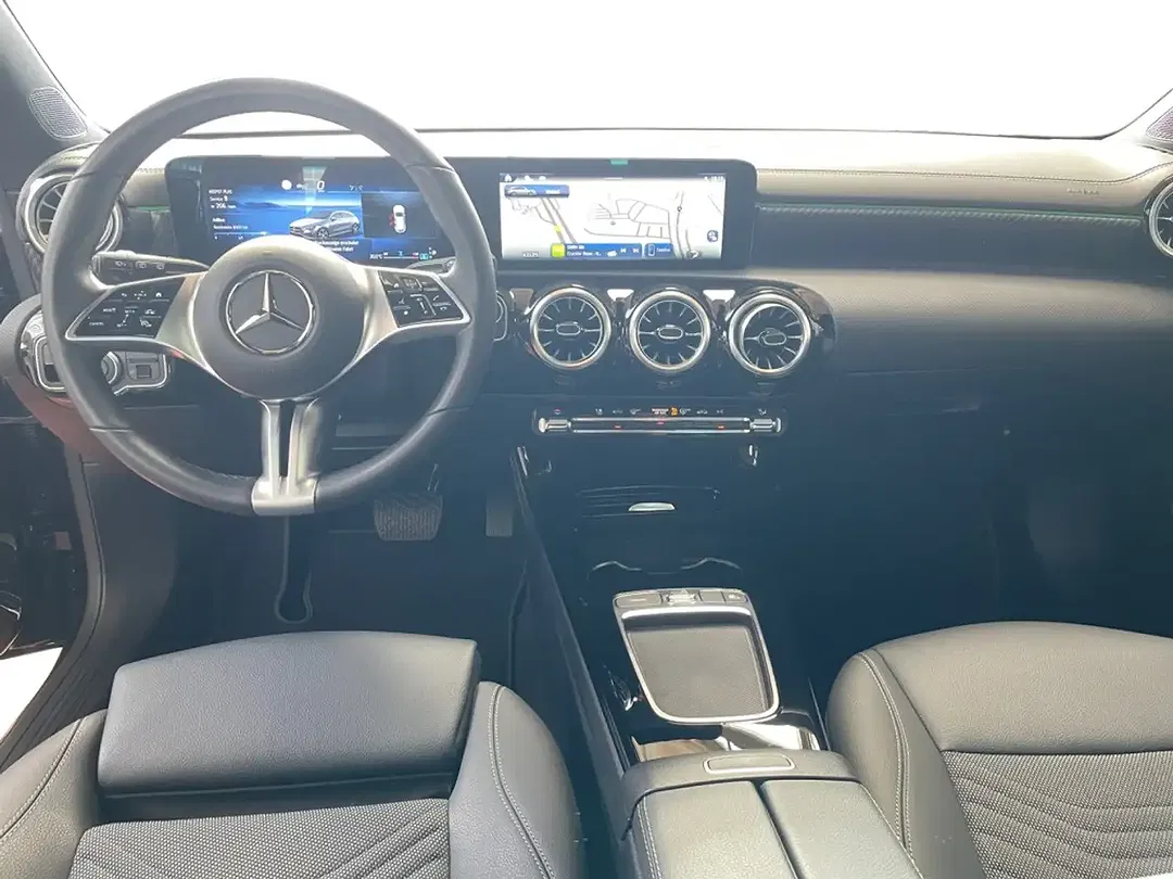 Mercedes-Benz CLA 200 Progressive - Thumbnail 4