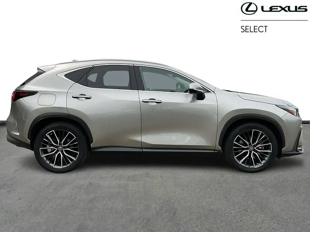 Lexus NX 450h+ PHEV - Thumbnail 13