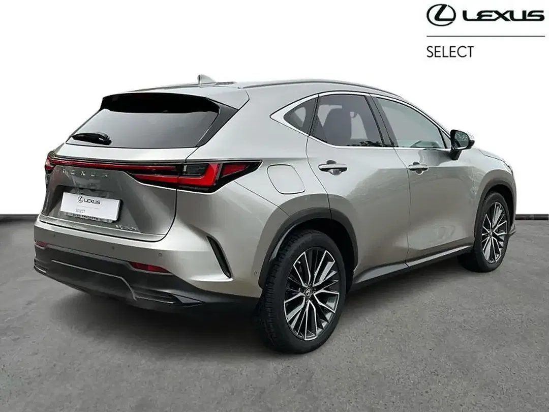 Lexus NX 450h+ PHEV - Thumbnail 14