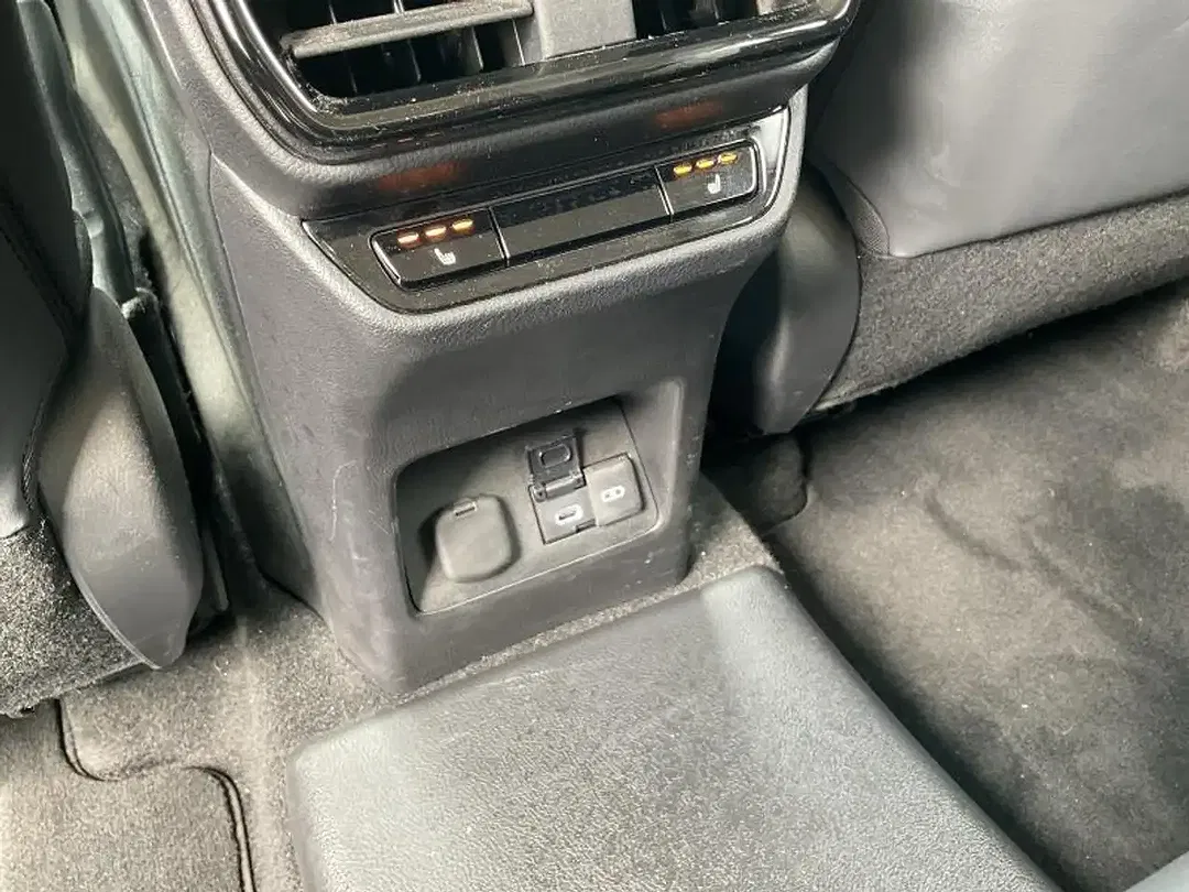 Lexus NX 450h+ PHEV - Thumbnail 23