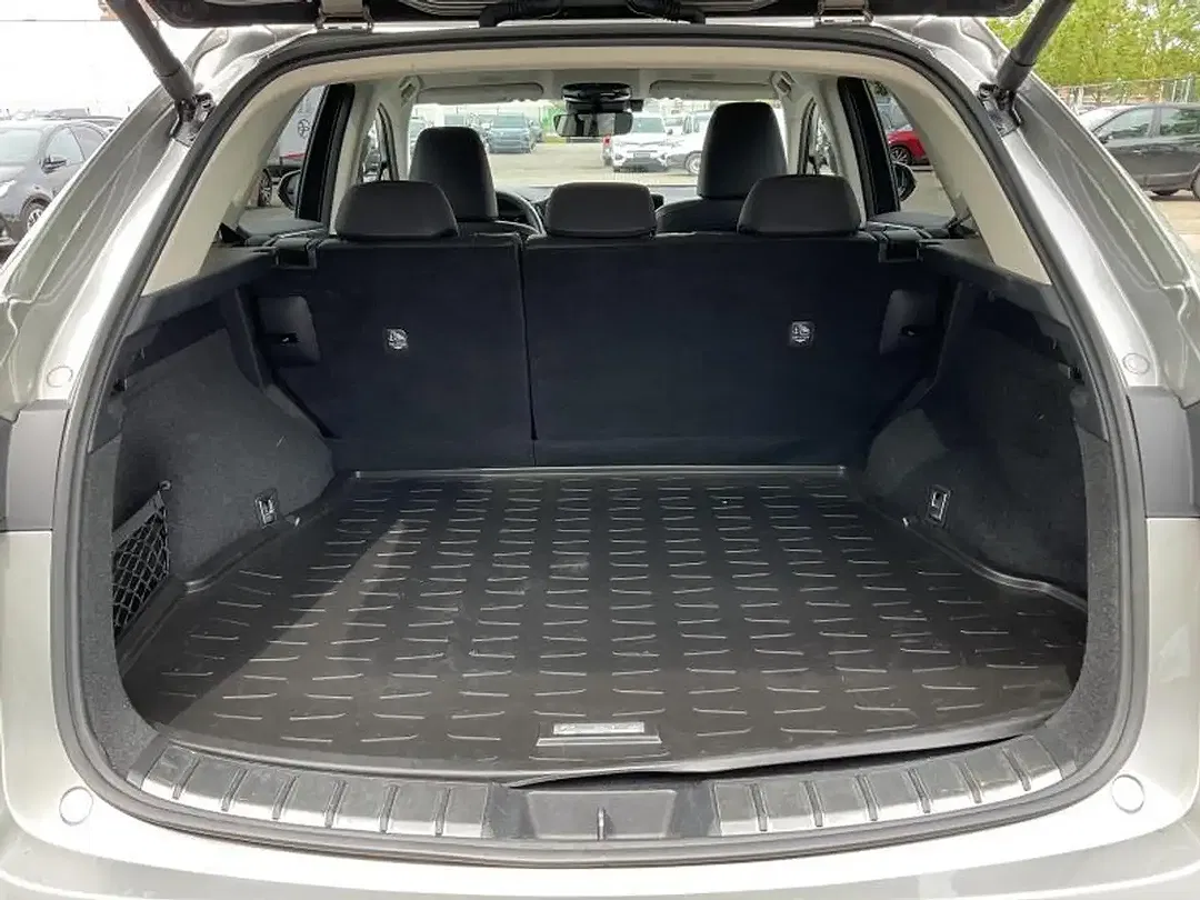 Lexus NX 450h+ PHEV - Thumbnail 8