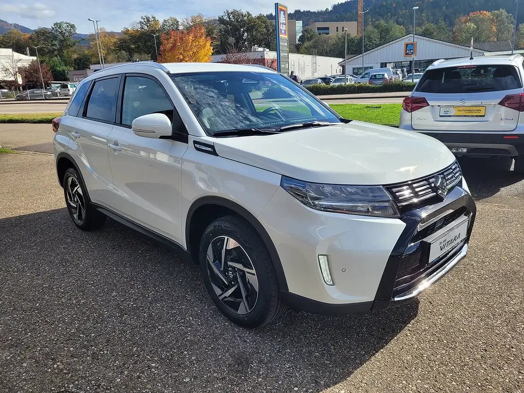 Suzuki Vitara 1.4 4x4 - Thumbnail 9