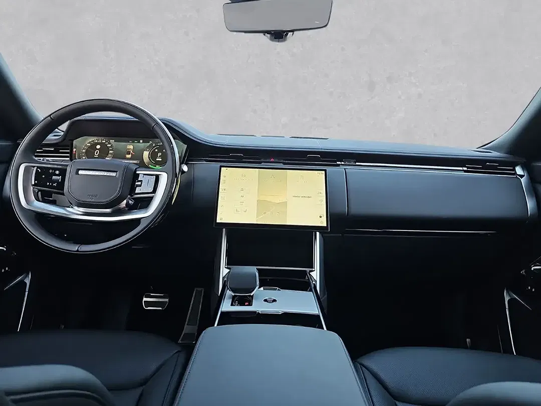 Land Rover Range Rover P550e Autobiography - Thumbnail 4