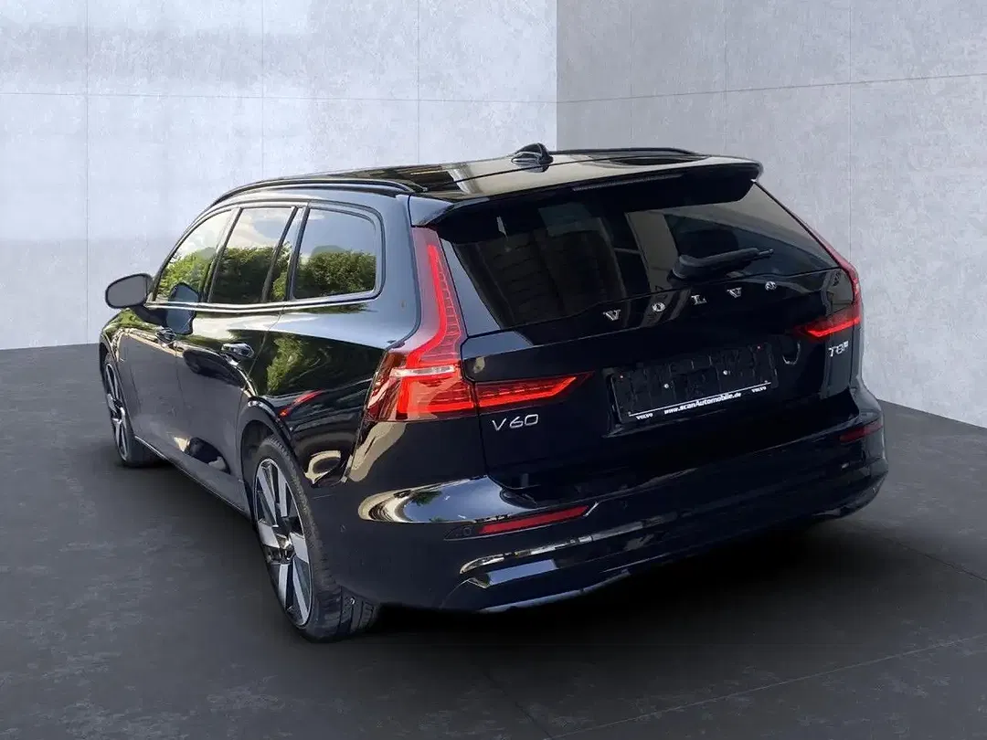 Volvo V60 PHEV Hybrid AWD Recharge Ultra Dark - foto 2