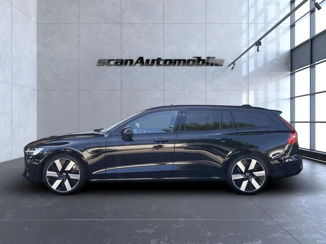 Volvo V60 PHEV Hybrid AWD Recharge Ultra Dark - Thumbnail 7