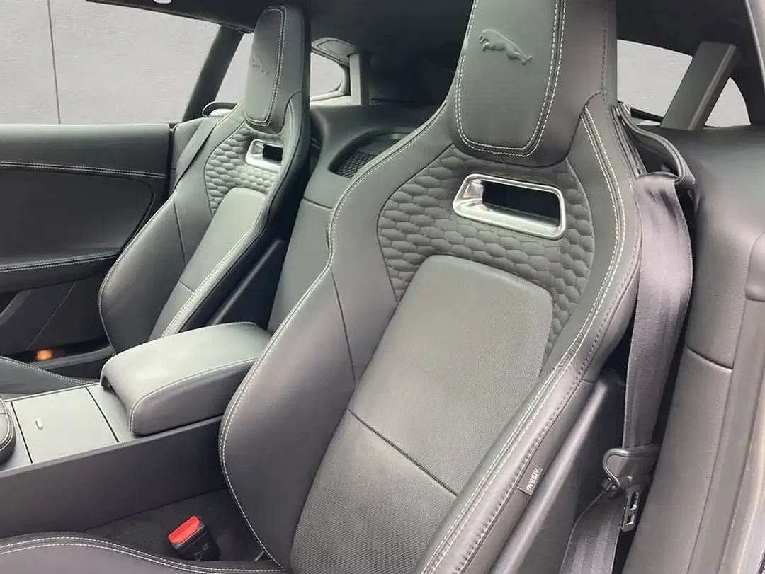 Jaguar F-Type P300 AUT Coupe R-Dynamic - Thumbnail 16