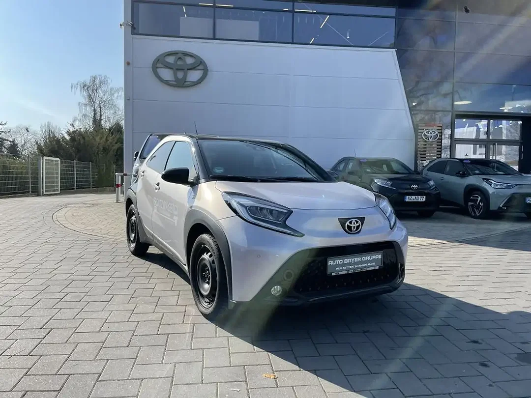 Toyota Aygo X CVT - Afbeelding 1