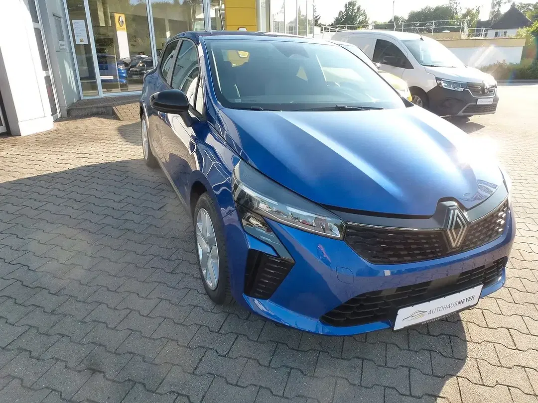 Renault Clio Evolution - Thumbnail 3