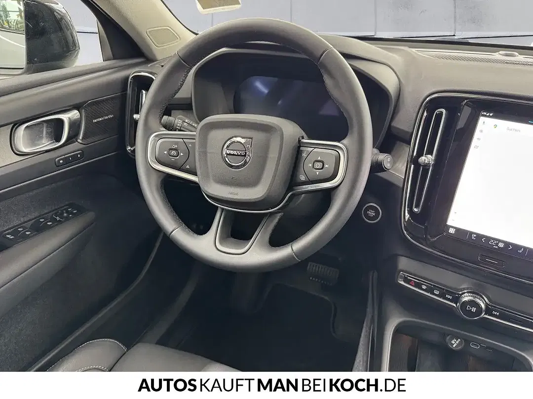 Volvo XC40 B3 Ultra Dark - Thumbnail 8