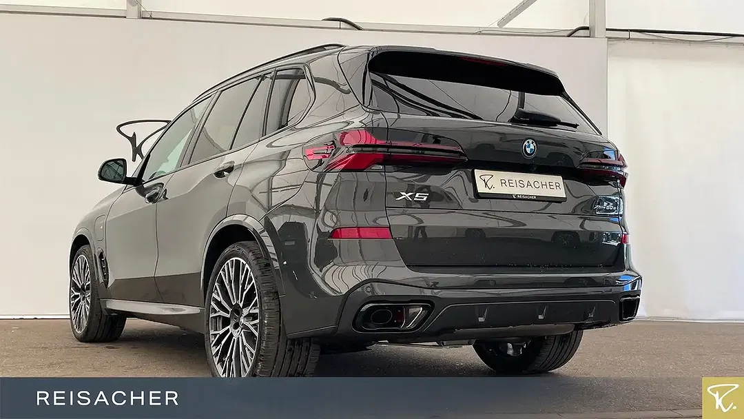 BMW X5 xDrive - Thumbnail 2