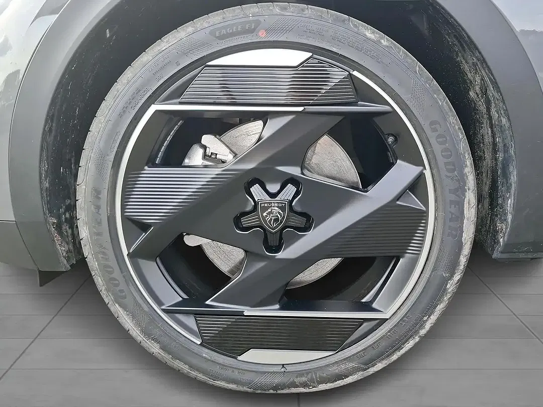 Peugeot 408 PHEV GT - Thumbnail 6