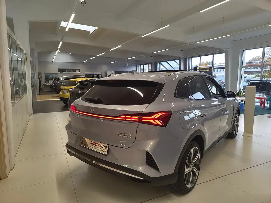 MG Marvel R Performance - Thumbnail 3