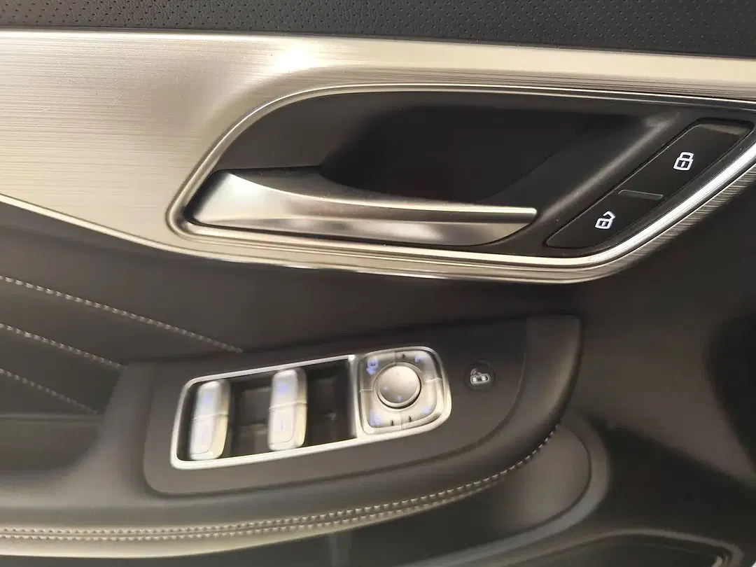 MG Marvel R Performance - Thumbnail 8