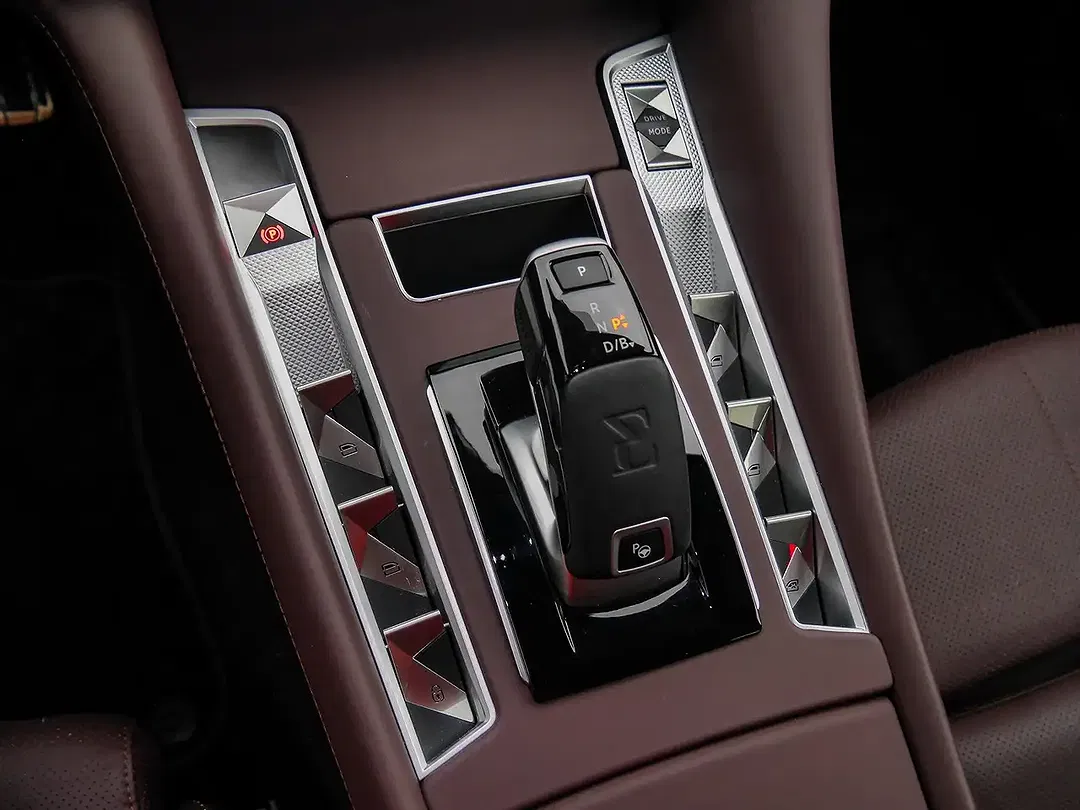 DS Automobiles DS 9 - Thumbnail 13