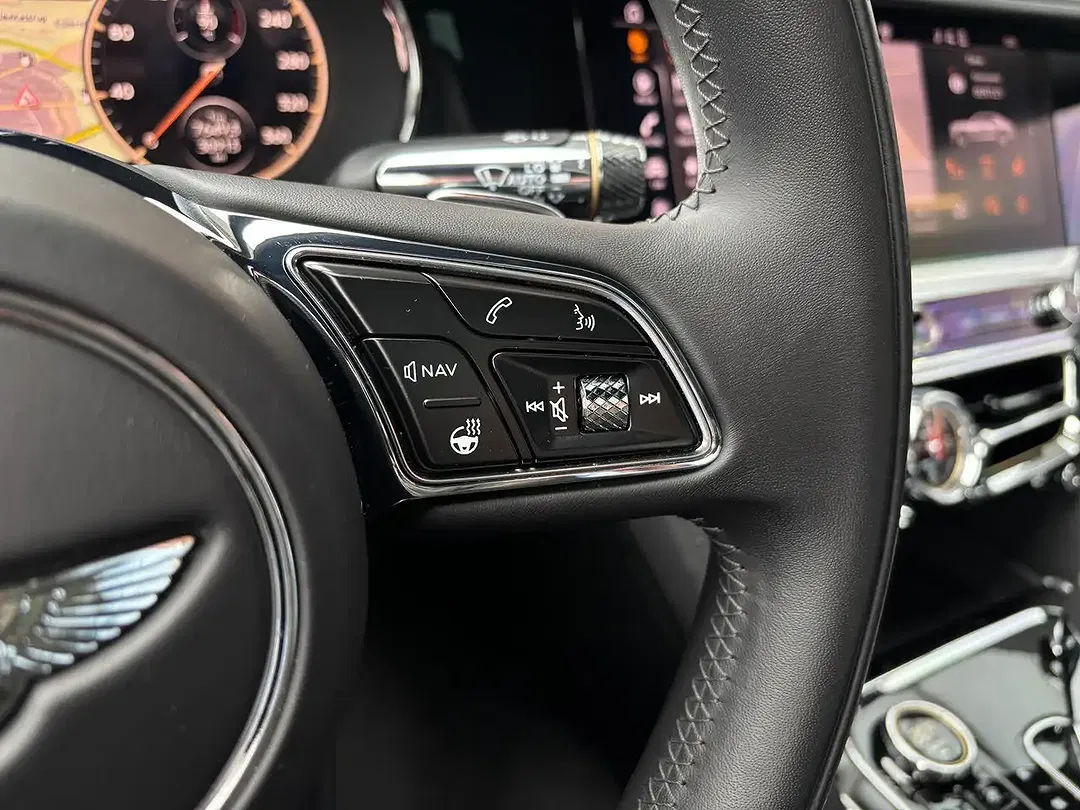 Bentley Flying Spur 6.0 W12 - Thumbnail 16