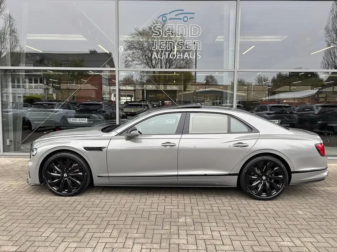 Bentley Flying Spur 6.0 W12 - Thumbnail 3