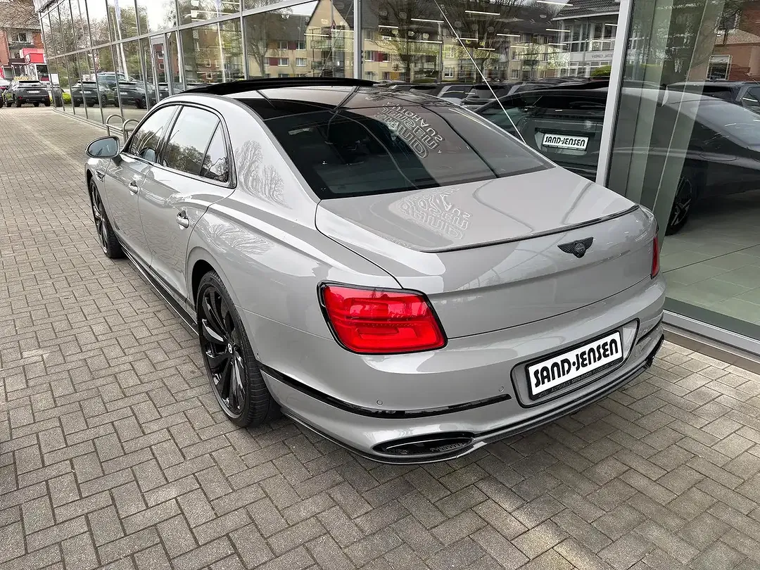 Bentley Flying Spur 6.0 W12 - Thumbnail 4