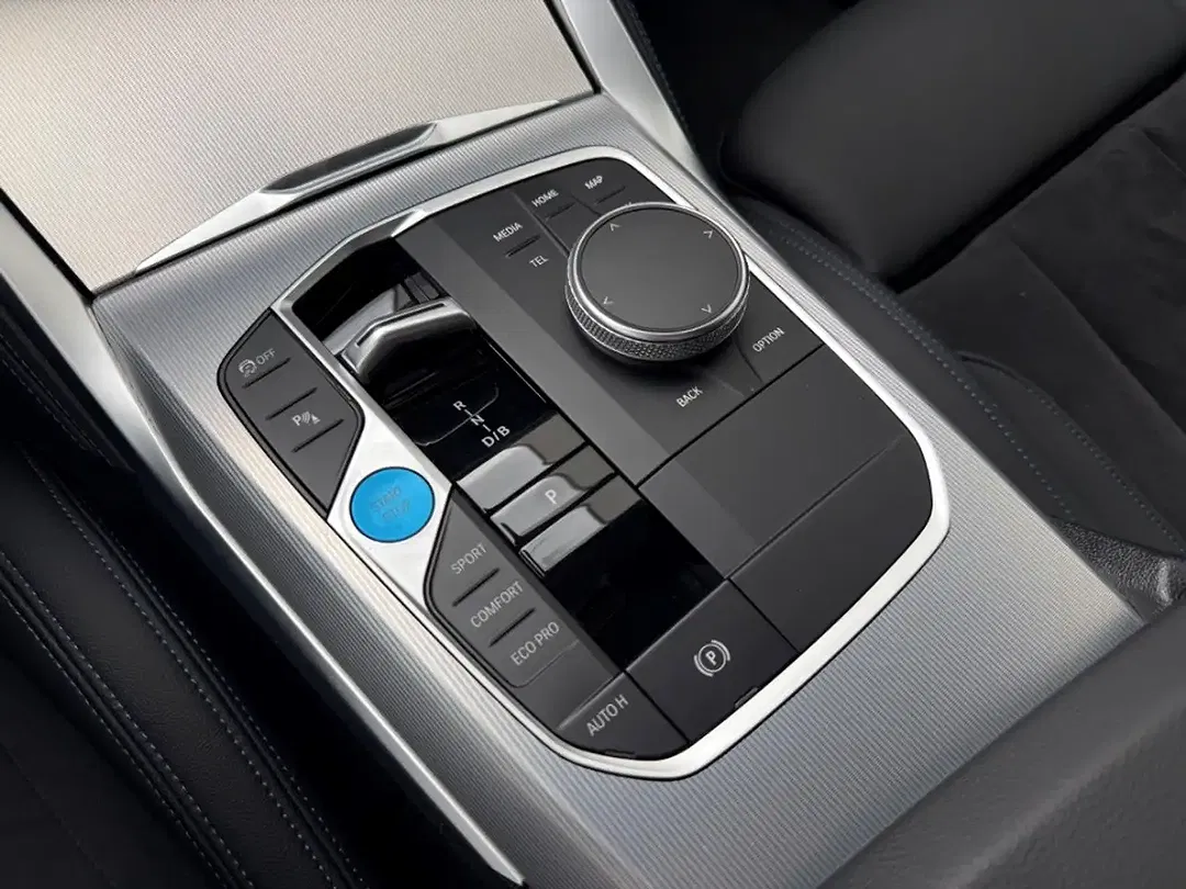 BMW i4 Gran Coupe M Sport - Thumbnail 10