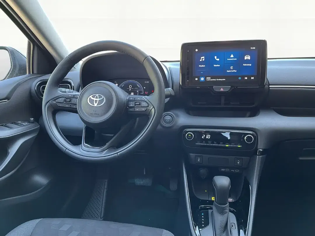 Toyota Yaris Hybrid Teamplayer - Thumbnail 10