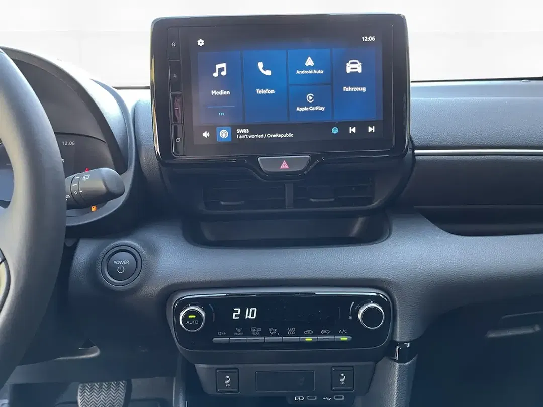 Toyota Yaris Hybrid Teamplayer - Thumbnail 12