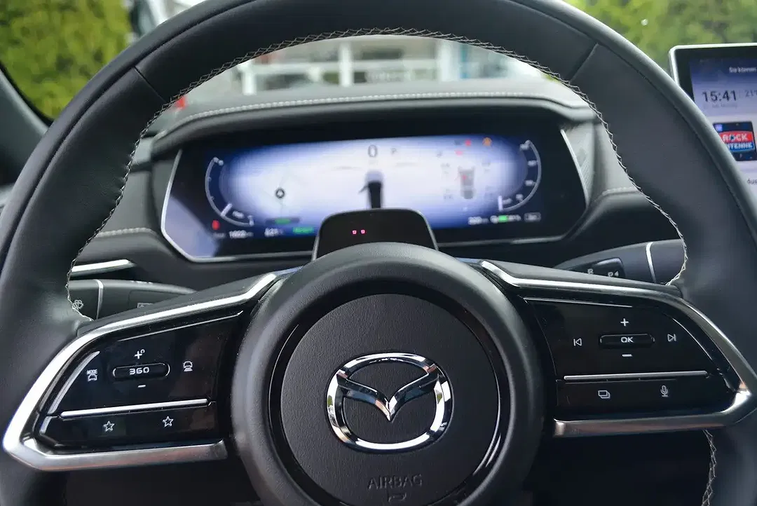 Mazda 6e EV Takumi - Thumbnail 12