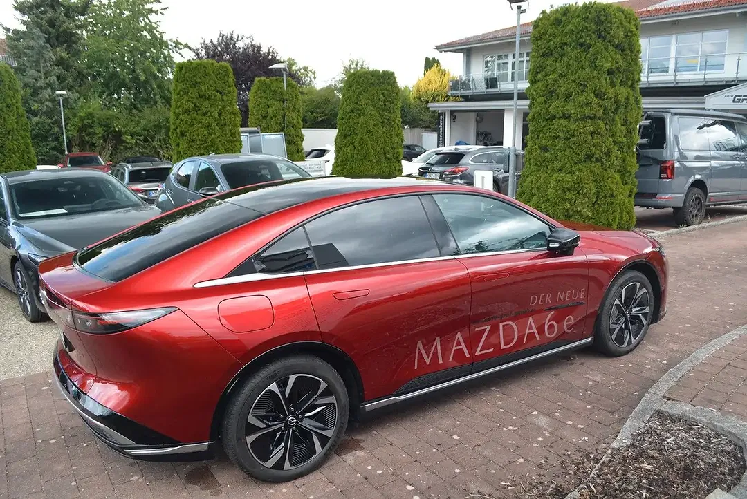 Mazda 6e EV Takumi - Thumbnail 5
