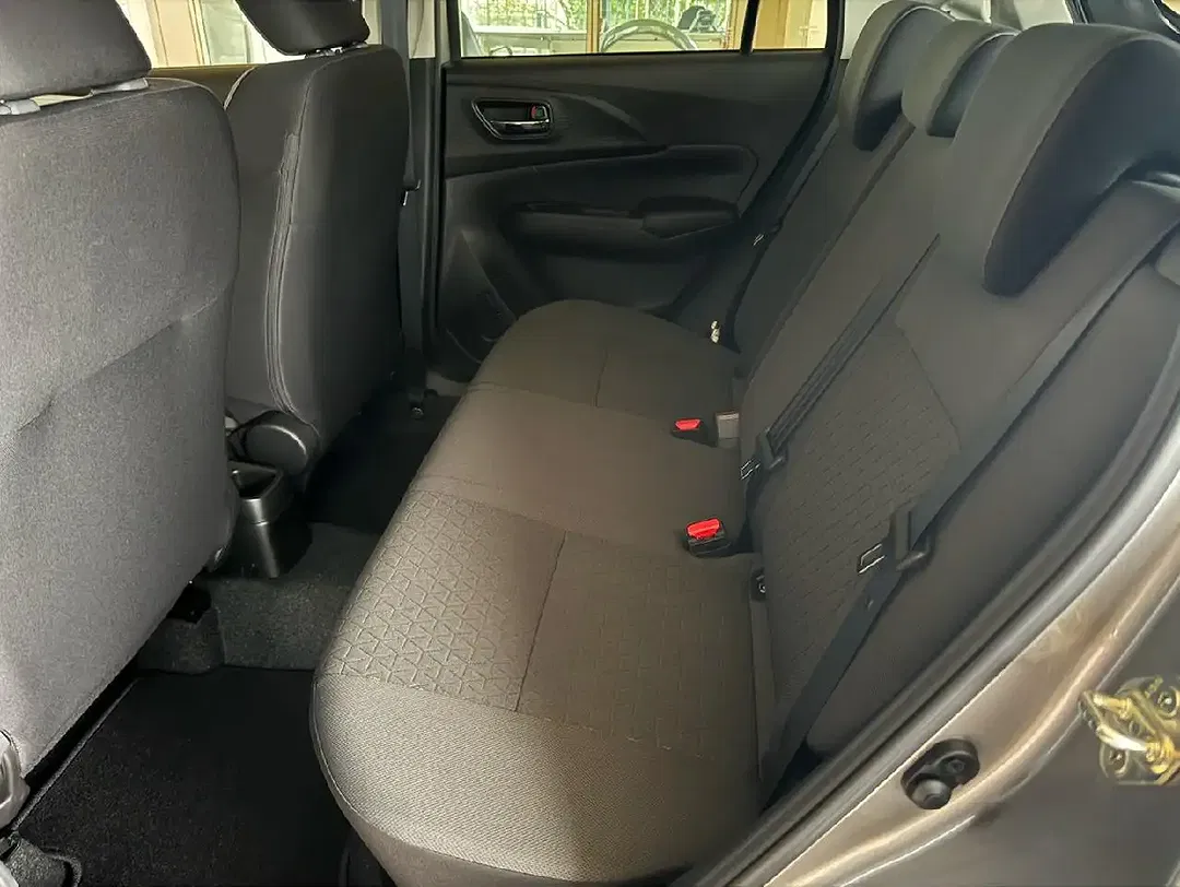 Suzuki Swift Hybrid 1.2 Dualjet Comfort - Thumbnail 13