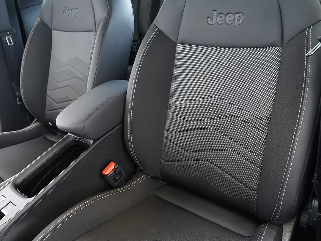 Jeep Avenger 1.2 T-GDI Altitude - Thumbnail 9