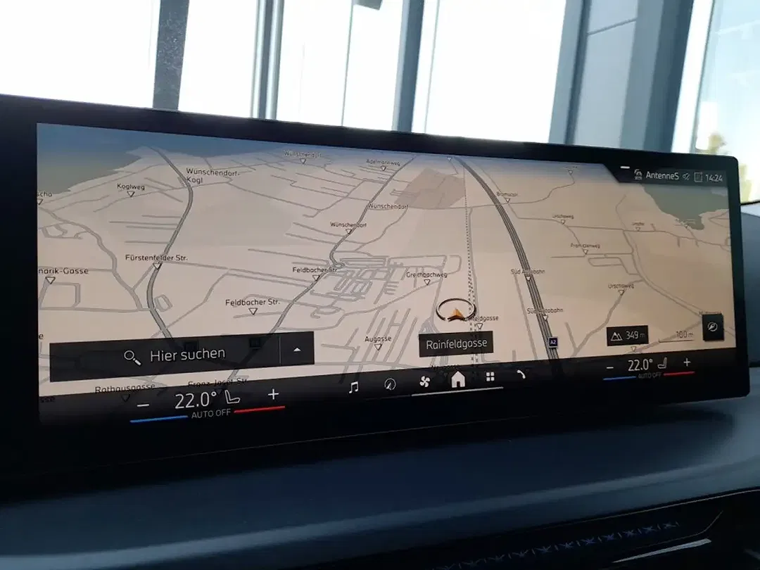 BMW 330 PHEV AUT Touring - Thumbnail 5