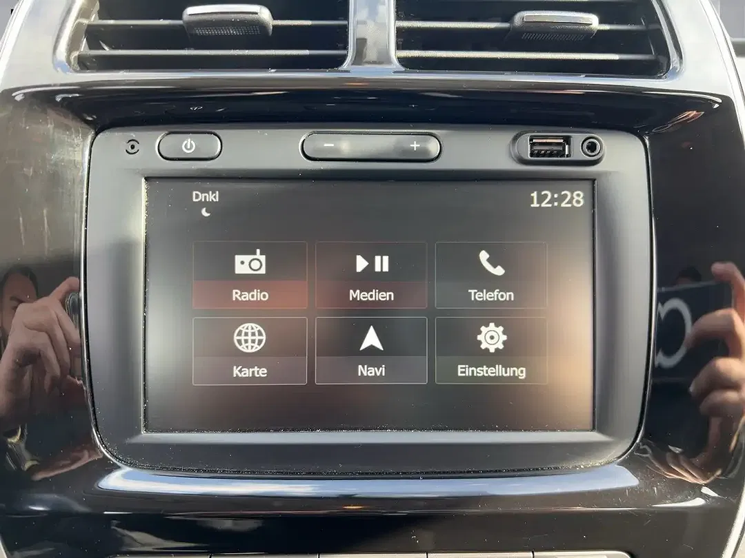 Dacia Spring Essential - Thumbnail 12