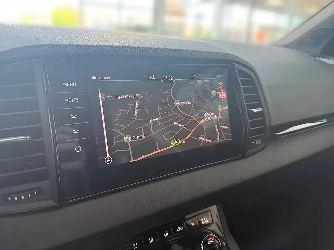 Skoda Karoq 2.0 TDI DSG Sportline - Thumbnail 10
