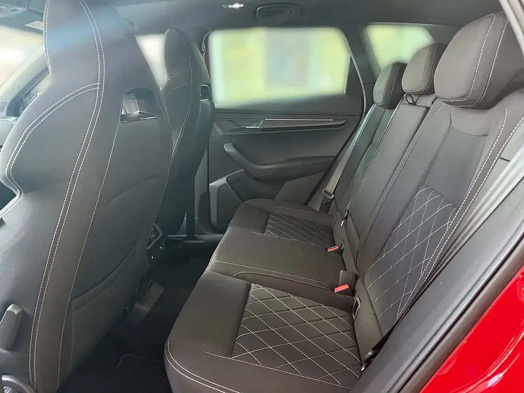Skoda Karoq 2.0 TDI DSG Sportline - Thumbnail 12