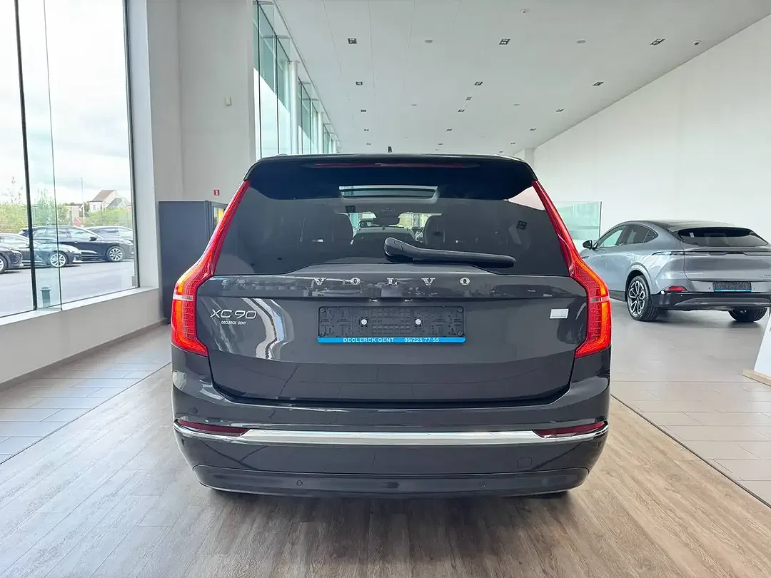Volvo XC90 T8 AWD Plus - Thumbnail 10