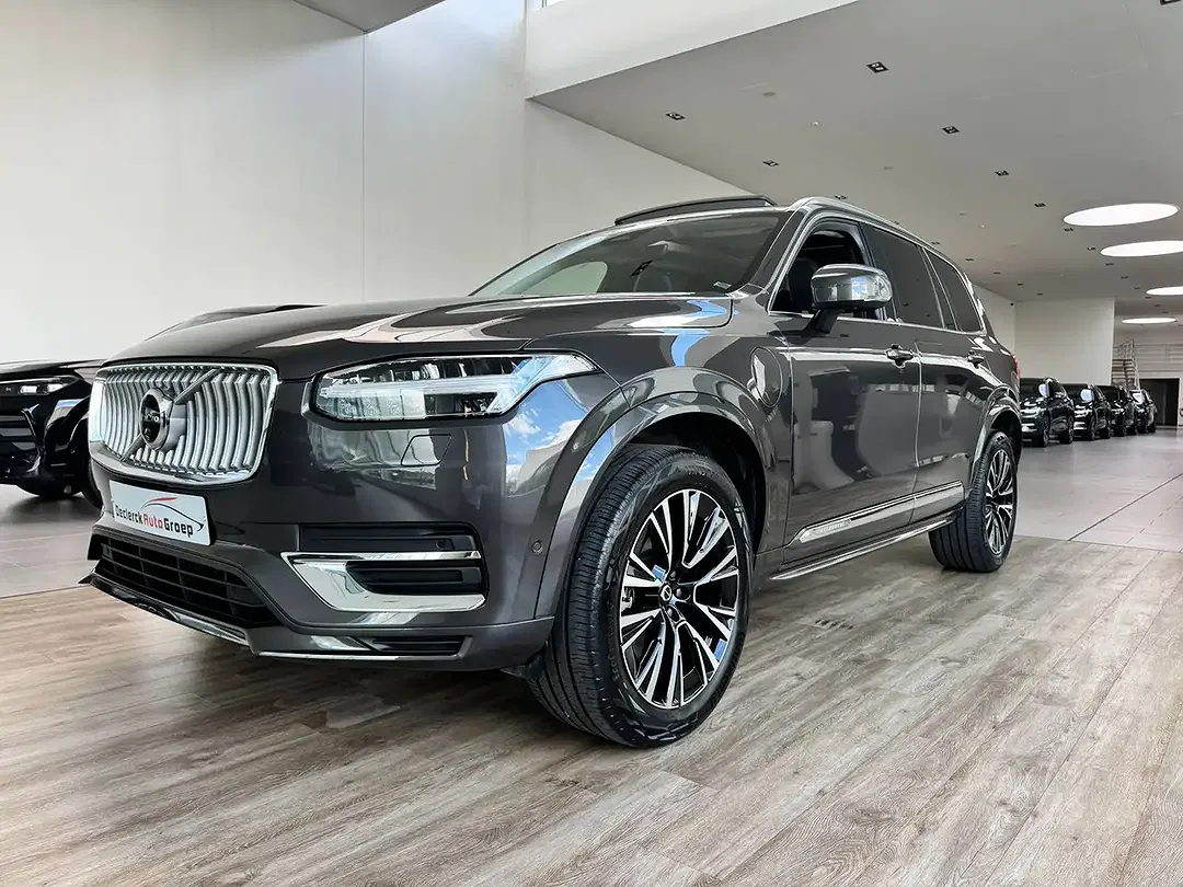 Volvo XC90 T8 AWD Plus - foto 2