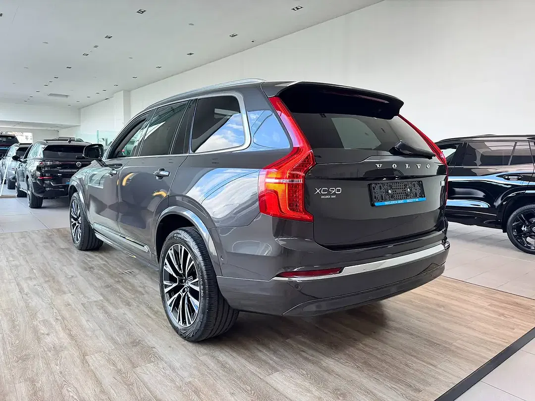 Volvo XC90 T8 AWD Plus - Thumbnail 8
